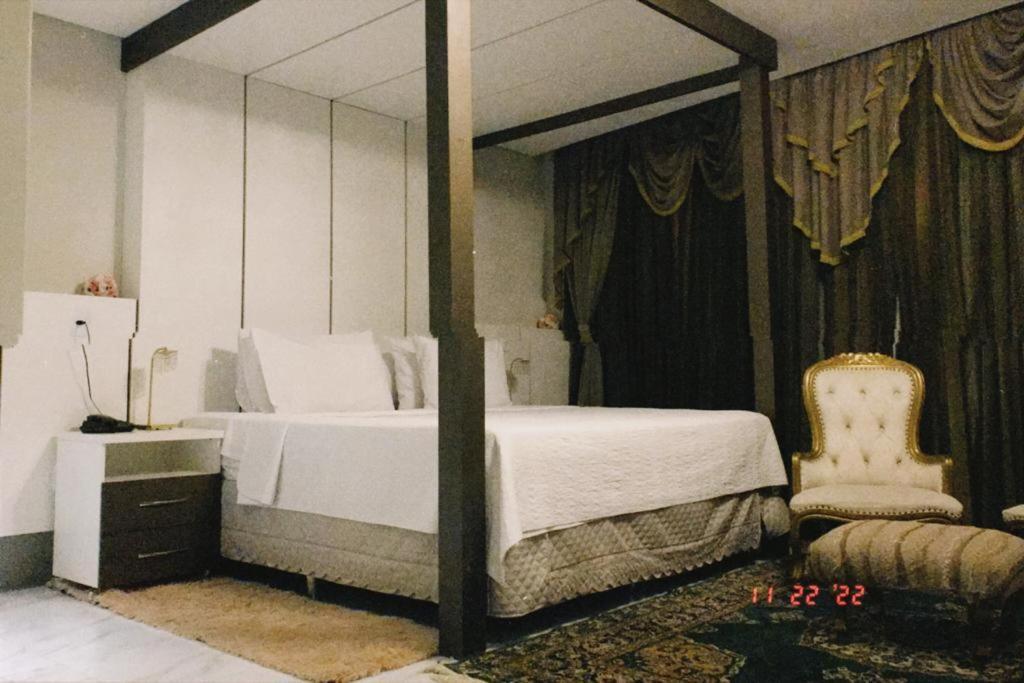 Pak Suítes Hotel Luis Eduardo Magalhaes Exteriér fotografie