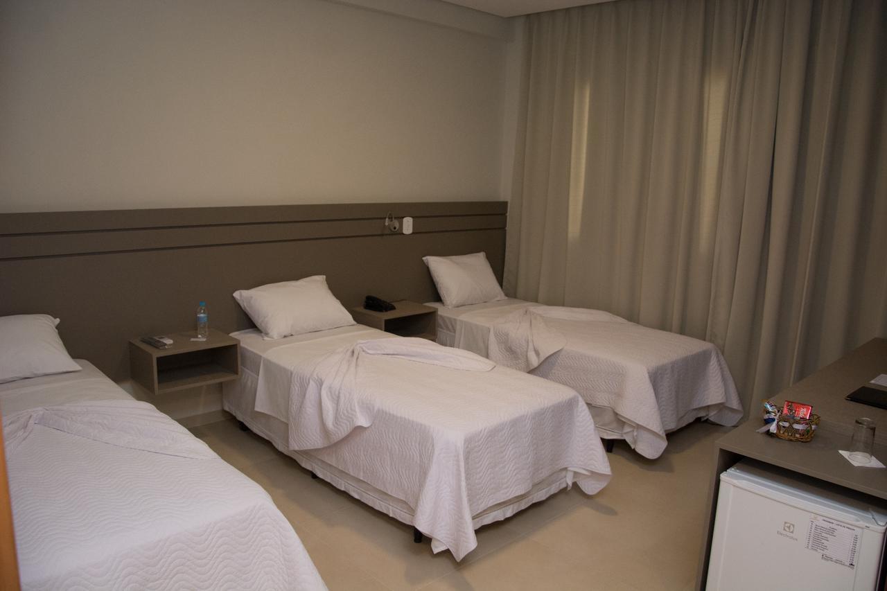 Pak Suítes Hotel Luis Eduardo Magalhaes Exteriér fotografie