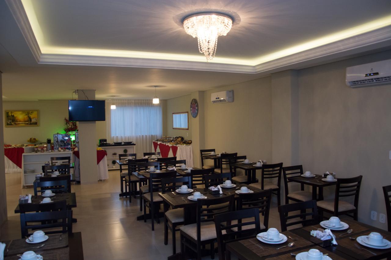 Pak Suítes Hotel Luis Eduardo Magalhaes Exteriér fotografie